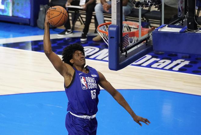 赛中持续给 赛中持续给