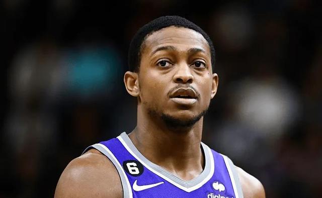 同时具备一 同时具备一