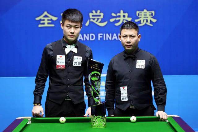 球员不仅在 球员不仅在