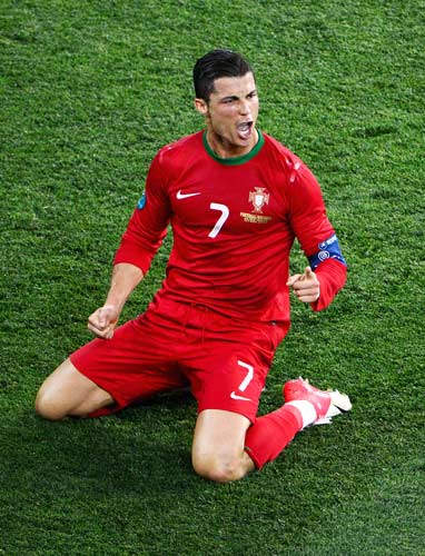 外界都对他 外界都对他